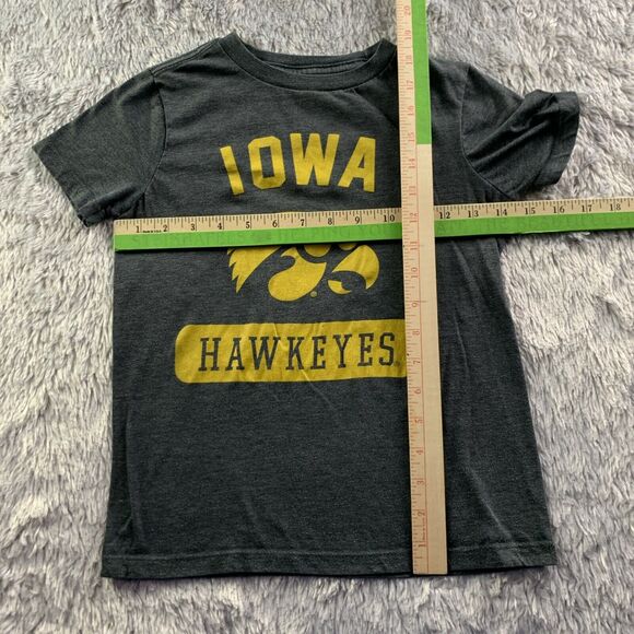 Iowa Hawkeyes Shirt Youth Small Gray Yellow Short Sleeve Heathered Tee College - Picture 4 of 7